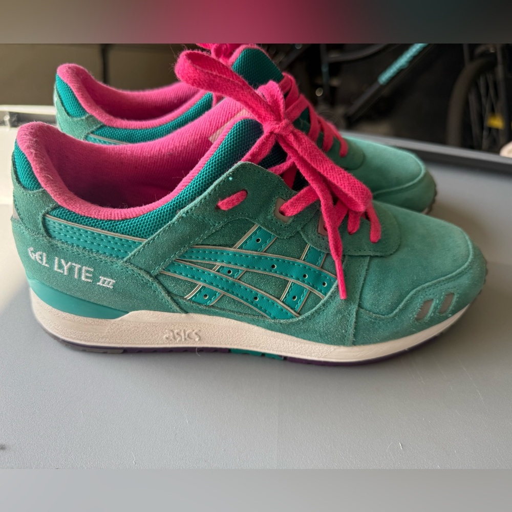 Asics Sneakers Teal with Pink Accents